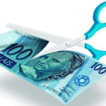 5774_dinheiro cortado