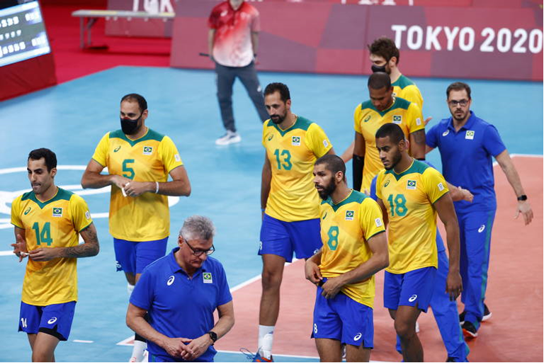 FALTA ALGUÉM - VOLEI MASCULINO