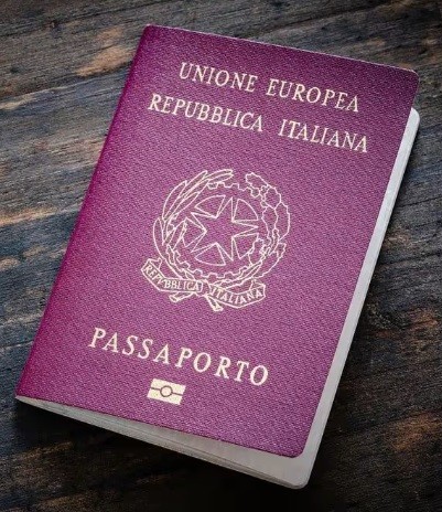 O passaporte italiano do Jair. Por José Horta Manzano