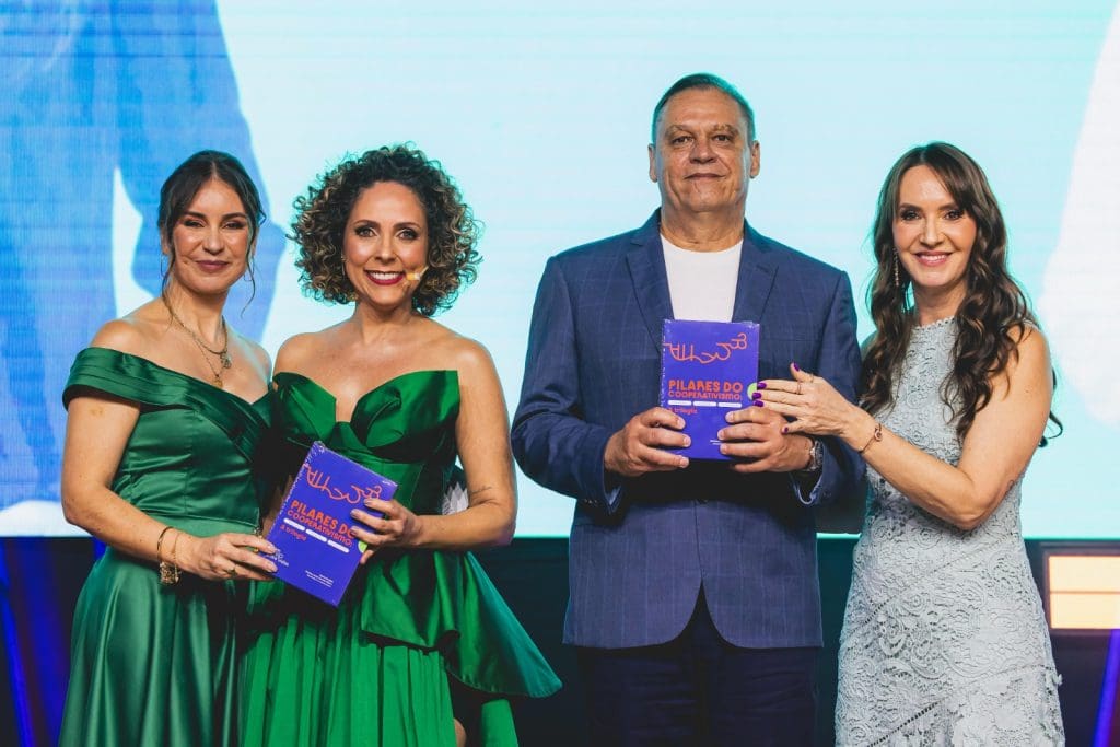 Paulo Renato e Fernanda lançam trilogia