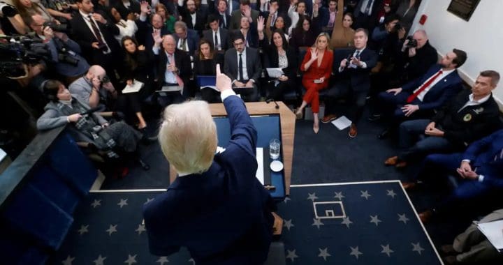 TRUMP CASA BRANCA