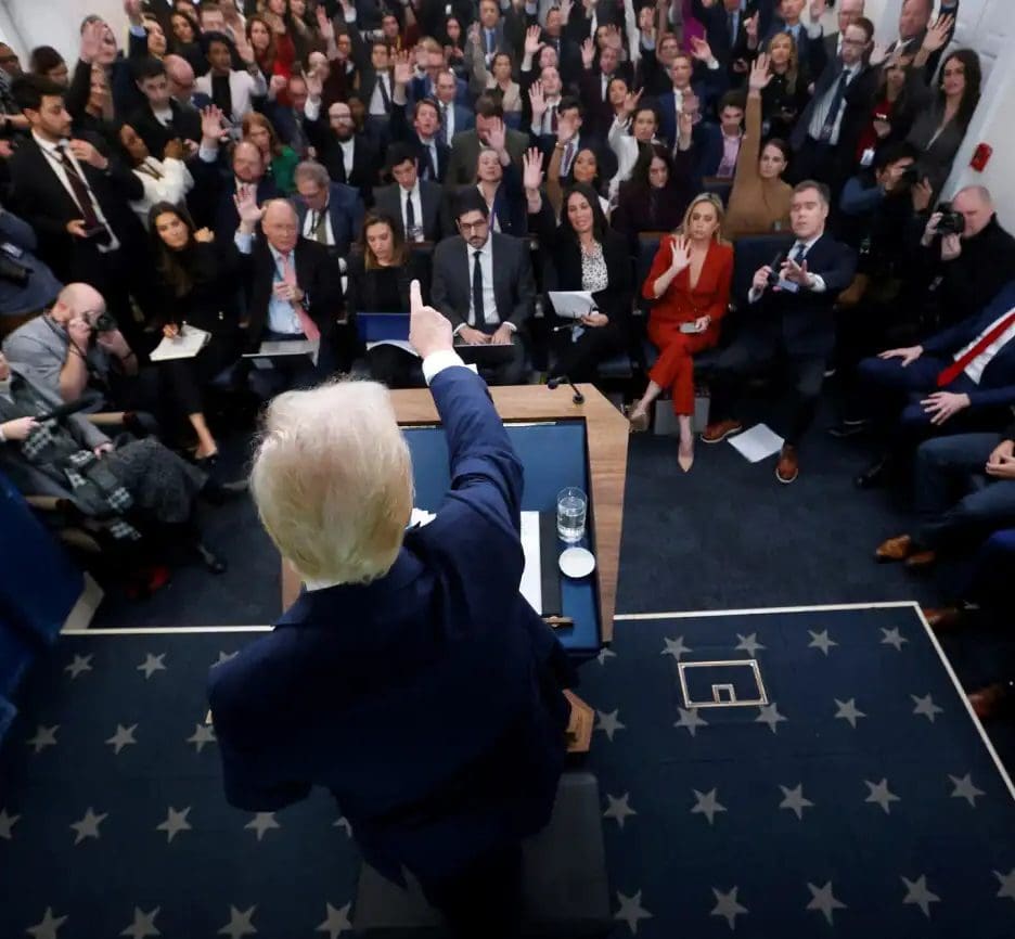 TRUMP CASA BRANCA