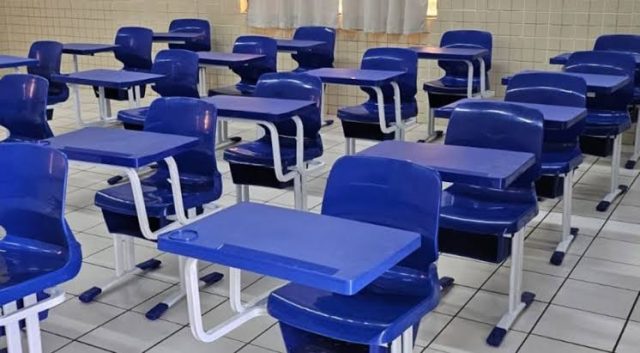 ESCOLAS